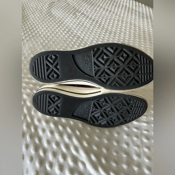 CONVERSE x BATMAN x CHUCK TAYLOR ALL STAR SNEAKERS Unisex Women’s 7 Men’s 5 - Picture 5 of 8